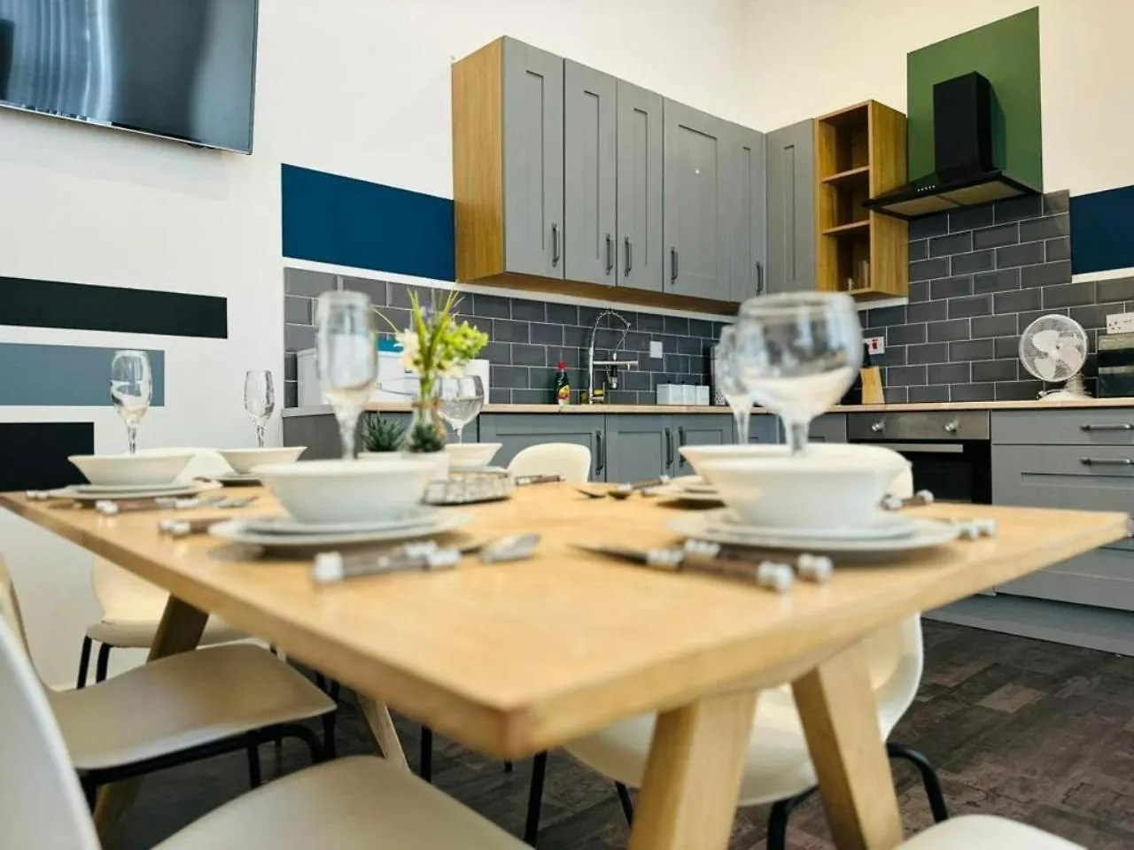Bond Street, Sleeps 7 Apartment Blackpool 0*,  United Kingdom