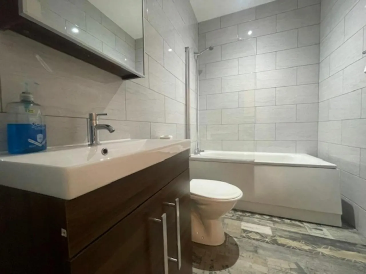 Bond Street, Sleeps 7 Apartment Blackpool 0*,